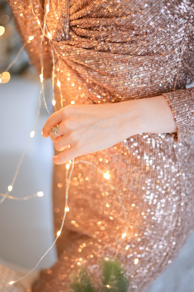 HOW DO YOU WEAR A SEQUIN DRESS?