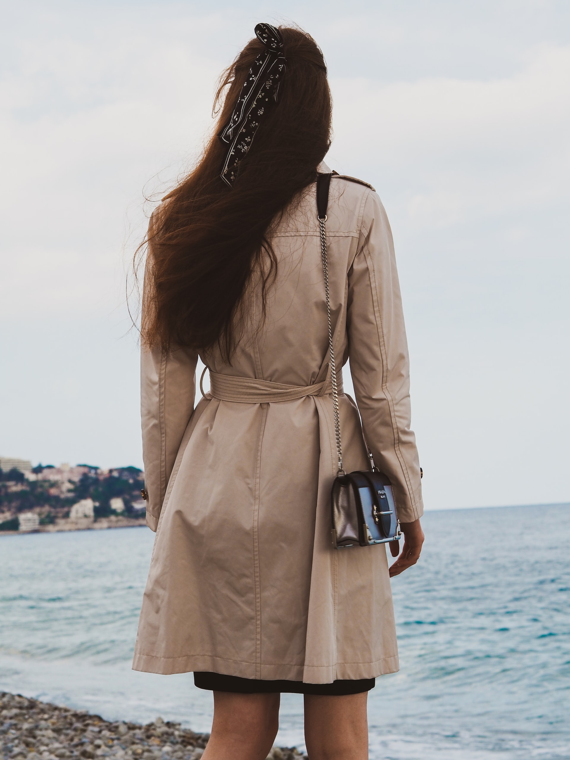 "Stylish and Warm: The Best Winter Dresses for Any Occasion"