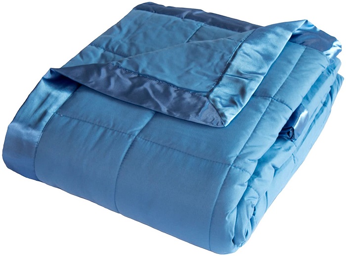 Superior Cozy Fleece Down Alternative Blanket
