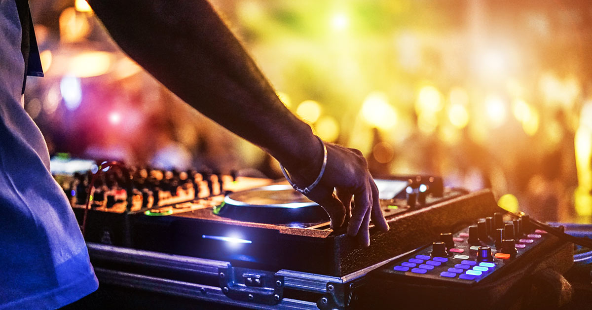 DJ IN SANDY SPRINGS