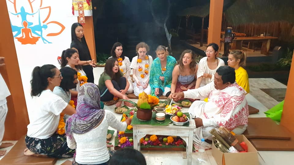 How to learn to Yoga Teacher Training, Know here