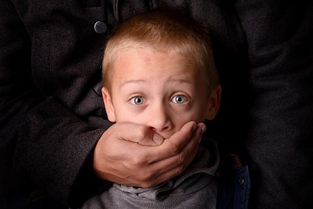 Child Safety: Preventing Child Abduction | Cominos Family Lawyers