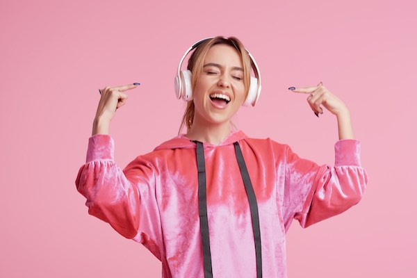Top 10 Best Noise Canceling Headphones with Microphone Wireless Reviews