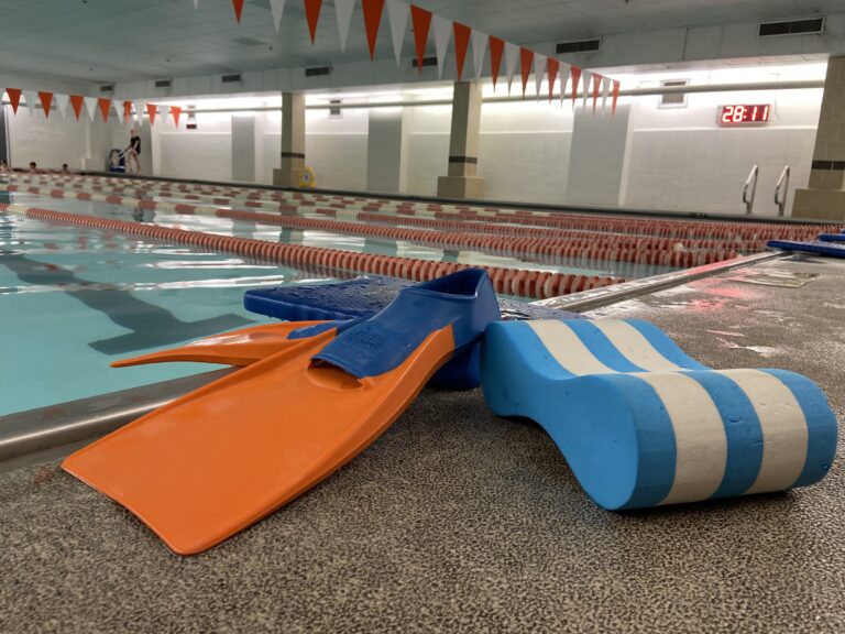 Why Should You Choose a Private Swim Lesson for Your Child?