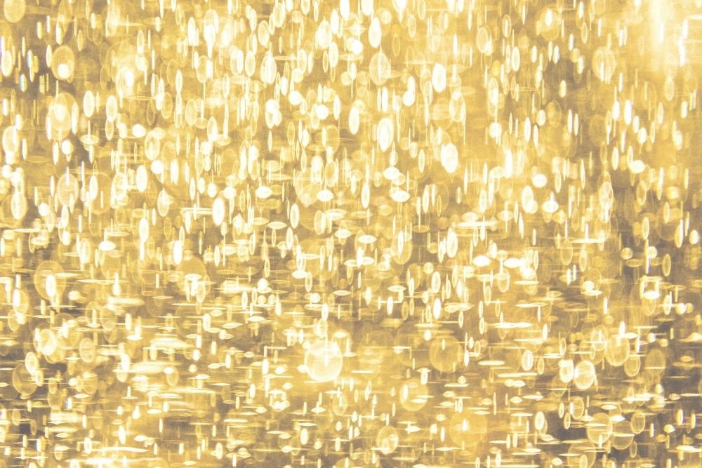 Why Should Everyone Start Gold Trading in 2021?