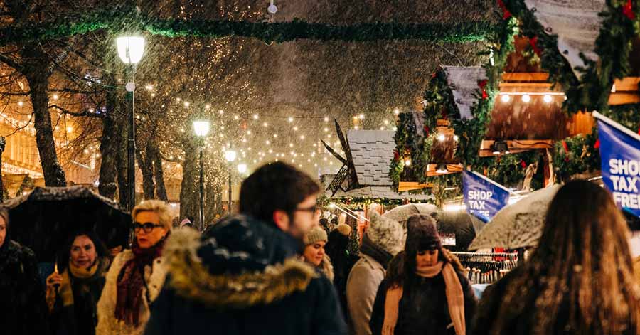 How Colombian Women Celebrate Christmas