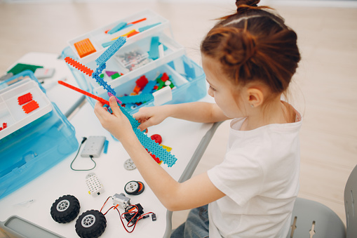 Innovation for the Young Minds - DIY STEM Kits