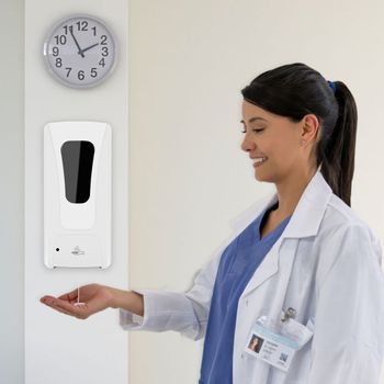 Using the Foot Operated Hand Sanitizer Dispenser Enhances Convenience