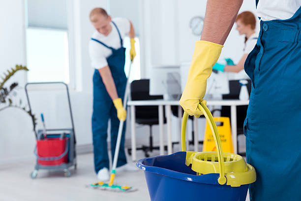What's the distinction between a Deep clean and a regular clean of cleaning services in El Paso?