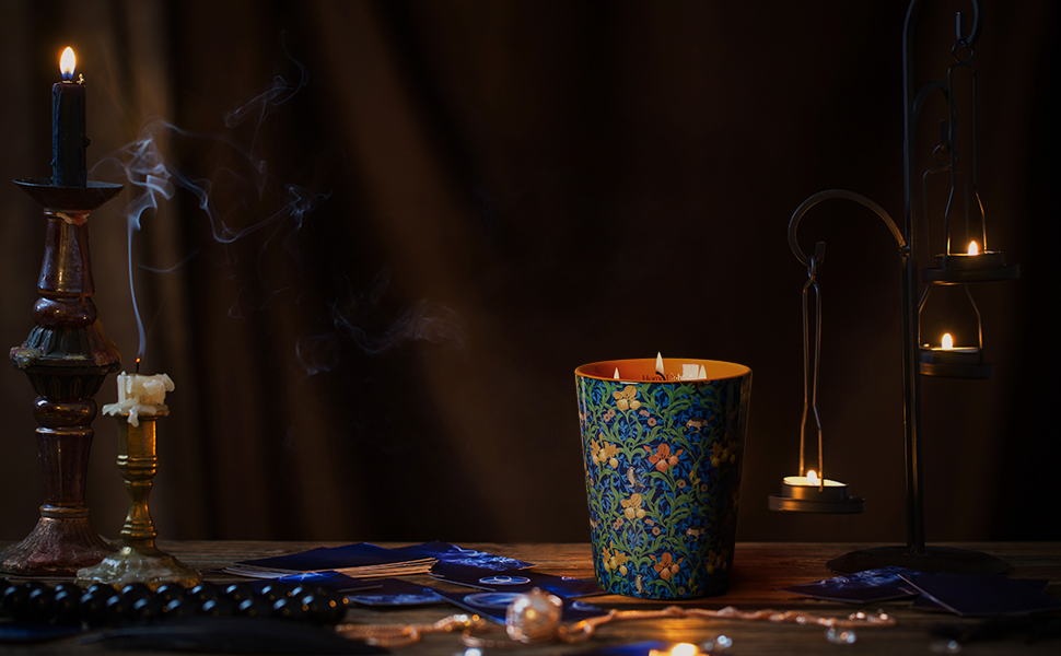 How to pick up scented candle gift for office？
