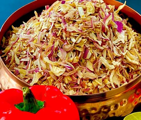 Order Dehydrated Onions flakes to make your snacks extra delicious