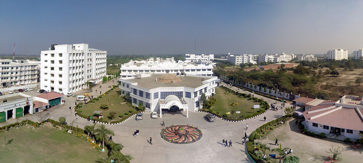 Pursue a Bachelor’s in Pharmacy from a Reputed University to get the best B.Pharma Placement Opportunities