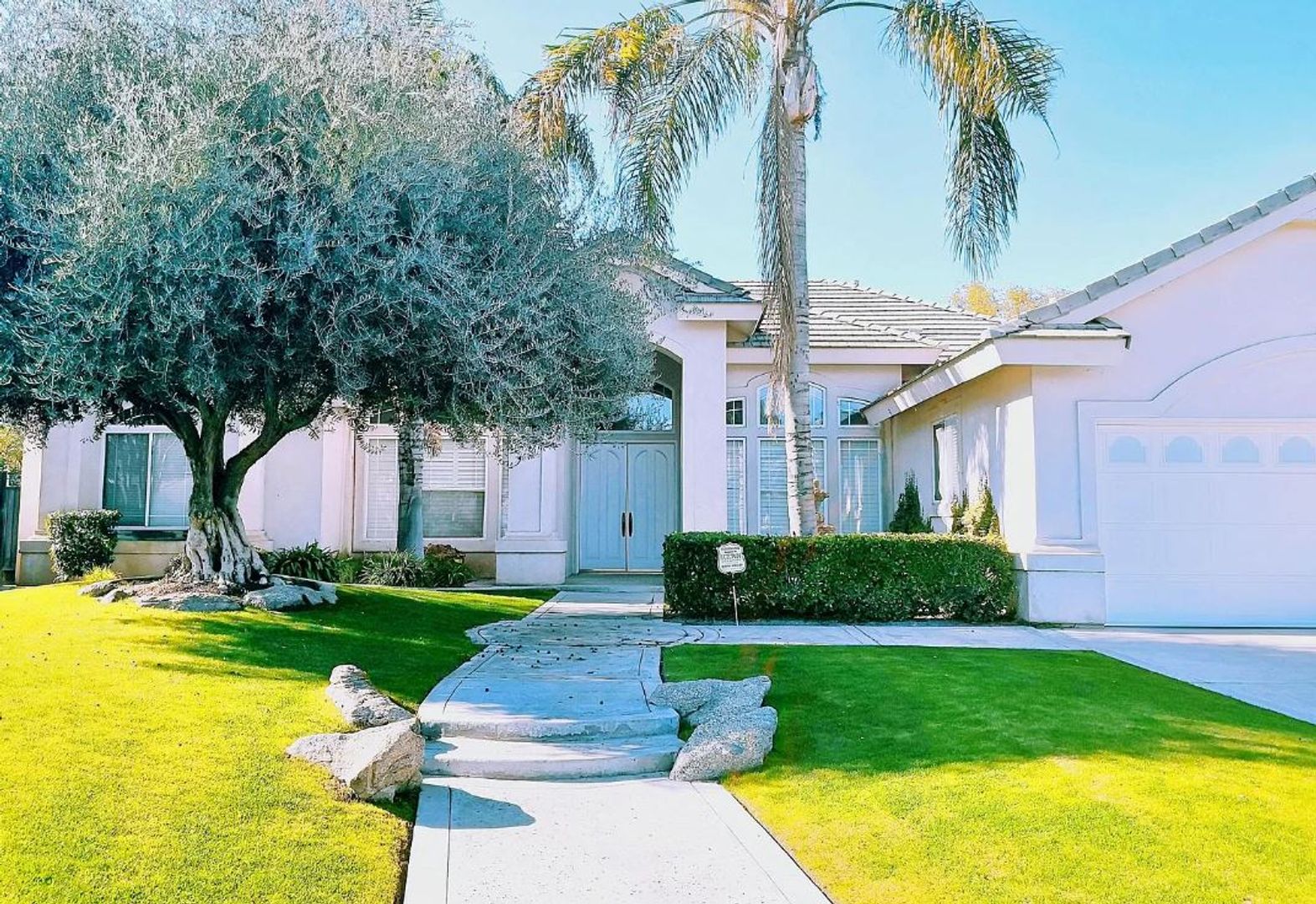 Why Choose a Property Management Company to Find Affordable Homes in Bakersfield, CA