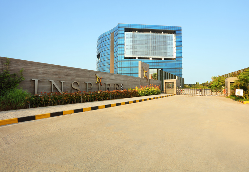 Pros and Cons of Having Commercial Property in Mumbai