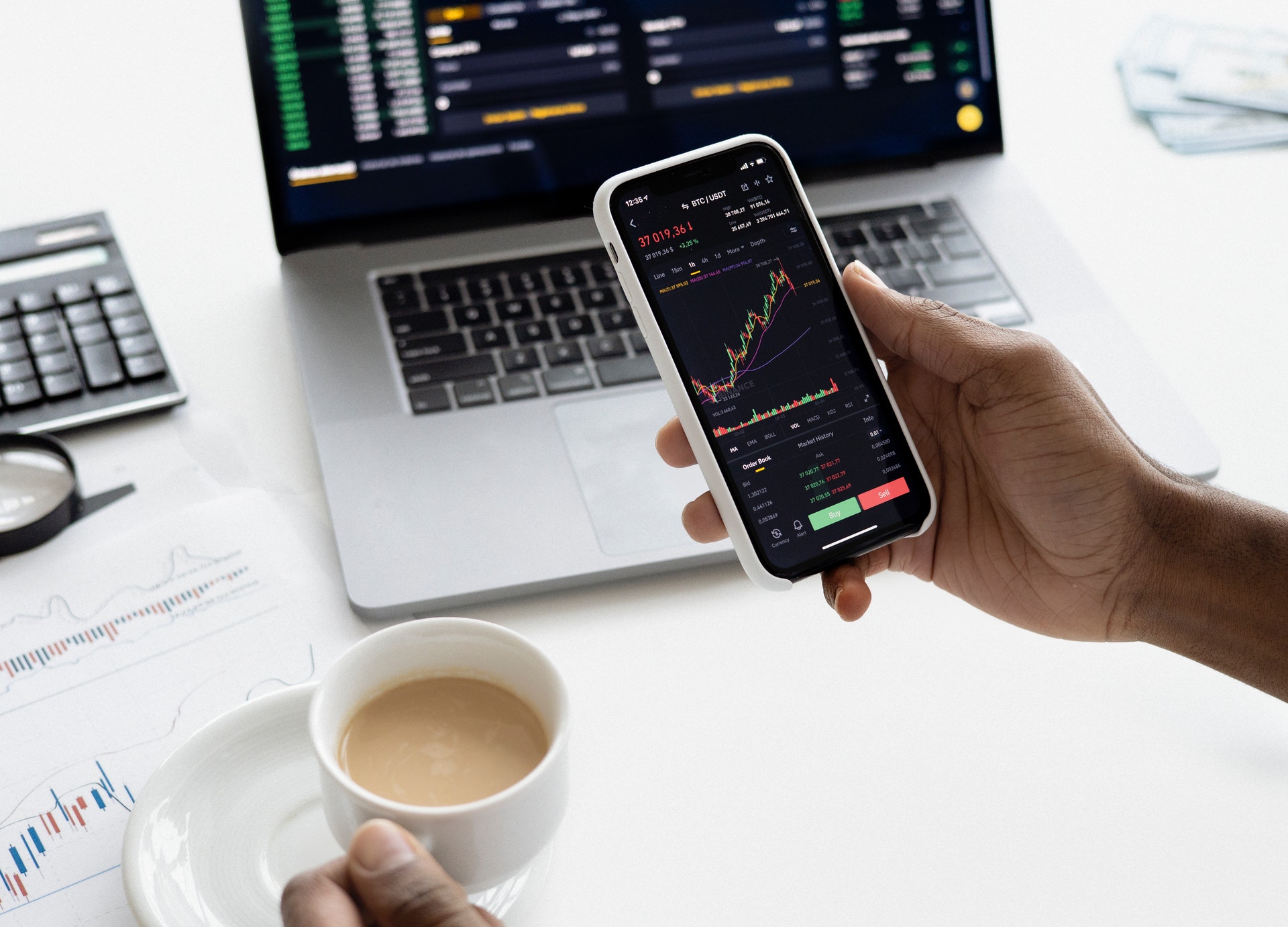 Some Thoughts on Investing in Tech Stocks