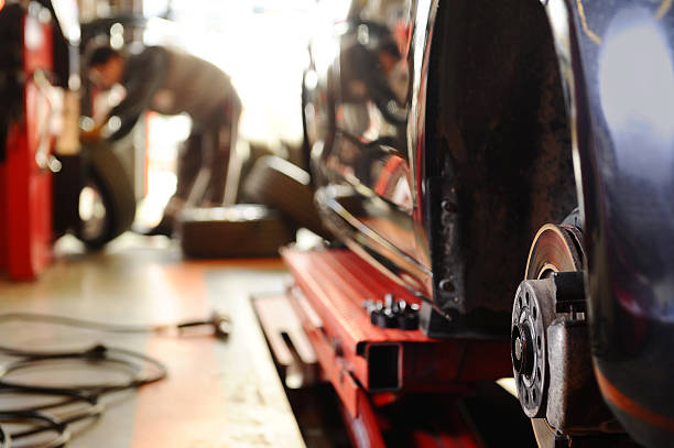 Signs That Your Vehicle Needs a Wheel Alignment