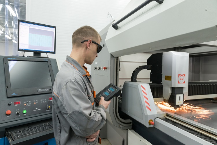Using CNC Machining Process To Manufacture Customized Products