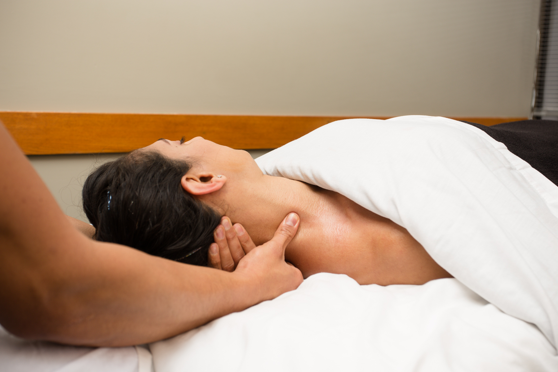 How to Know If You Need to Visit A Physiotherapist?