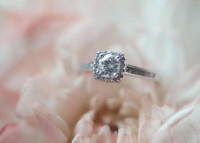 Differences Between Engagement Rings And Wedding Rings