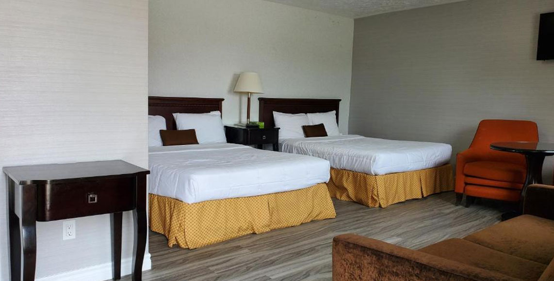 Hotel Accommodation Wiarton, ON