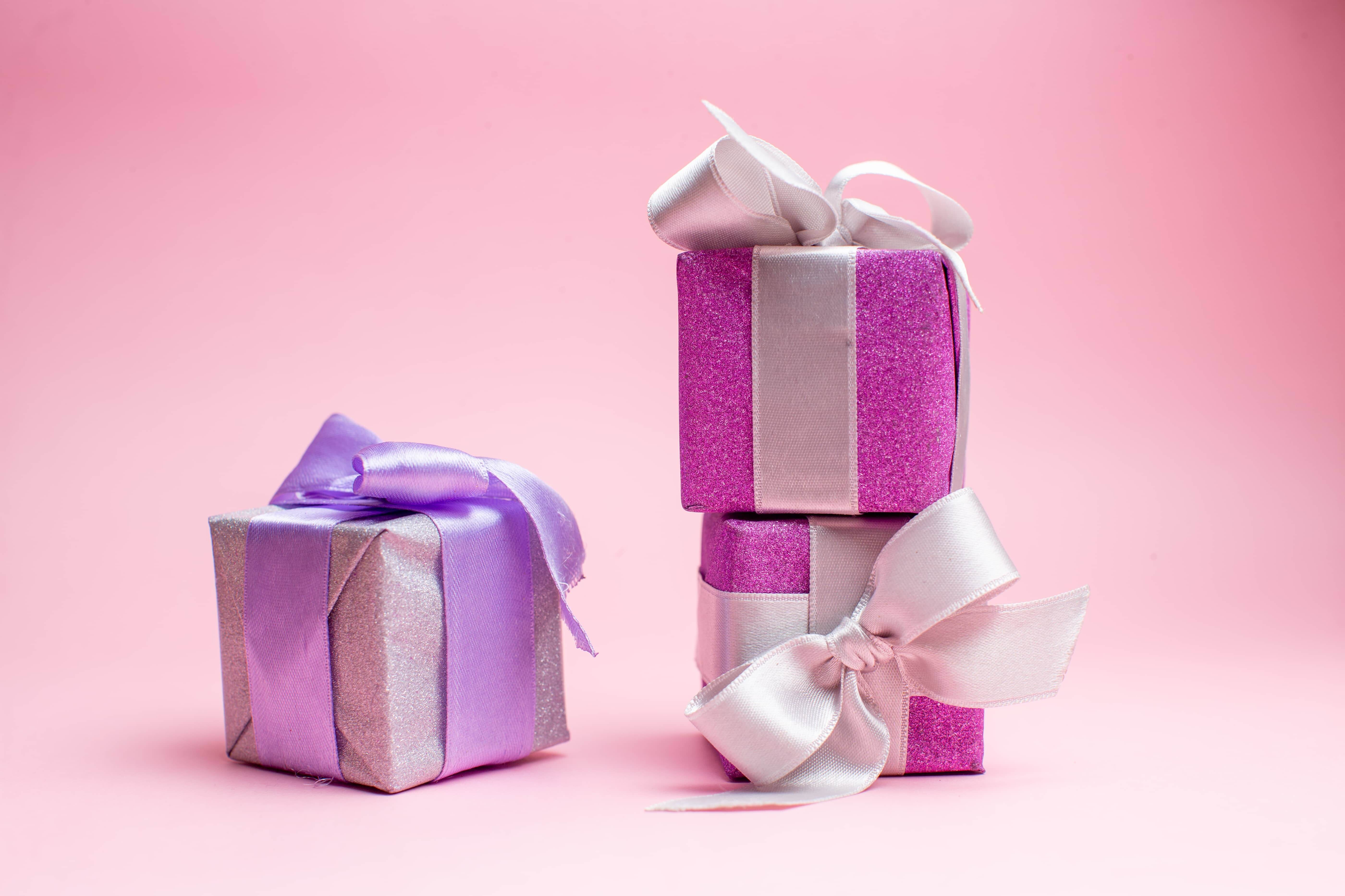 New Year Gifts To Help You Get Your Relationships Better