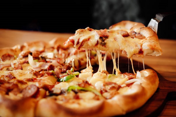 Mơ thấy một chiếc bánh pizza lớn
