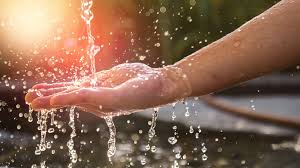 Mơ thấy nước chảy ra từ vòi