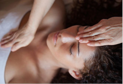 How to Heal Fear and Anxiety through Reiki and procedure of Energy Healing Therapy near Me