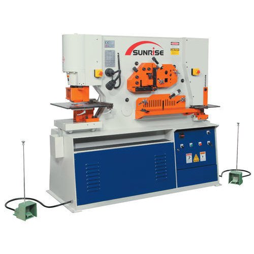 Hydraulic iron workers in UAE