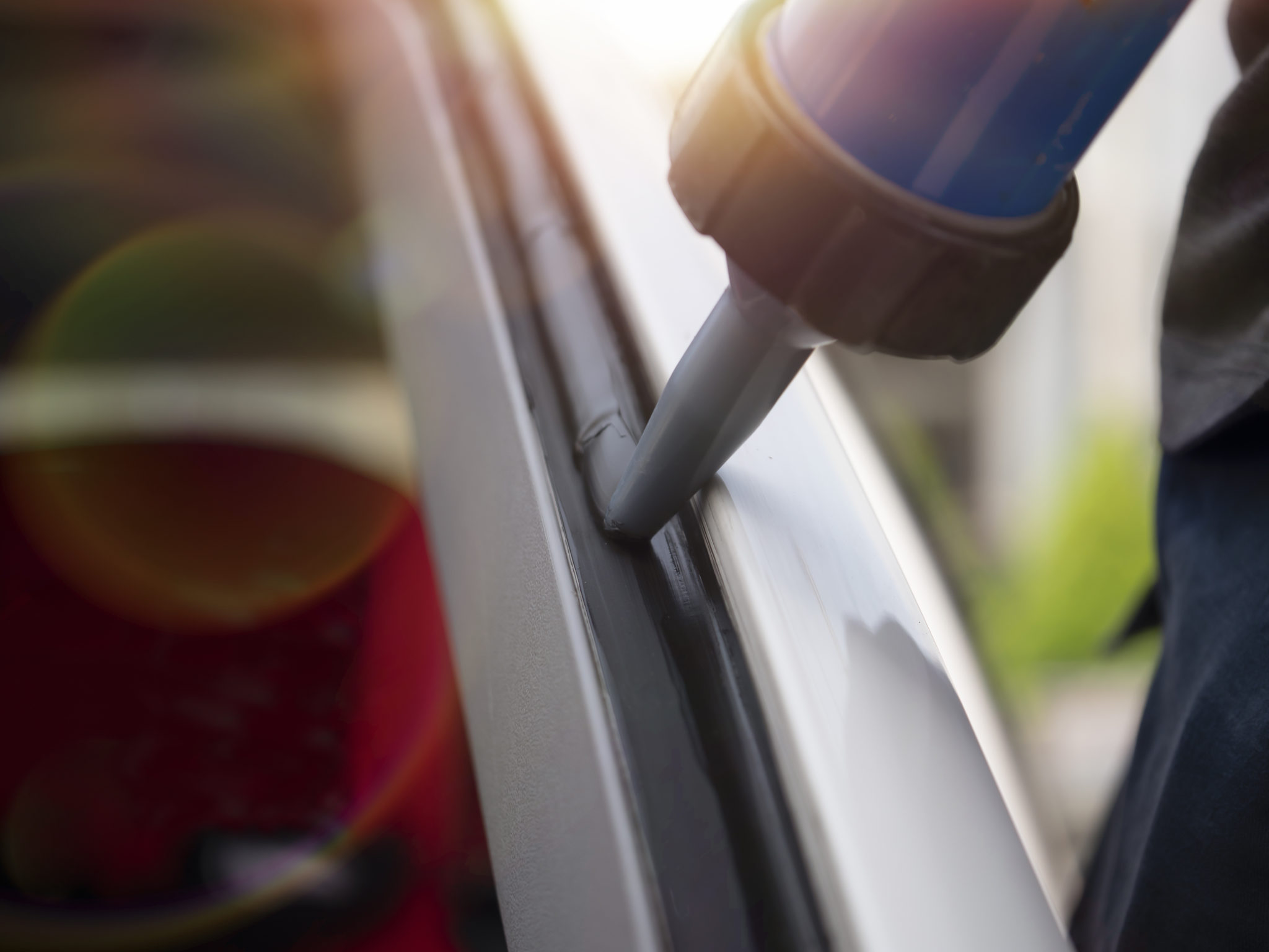 Reactive Hot Melt Adhesives Market Size, Share, Regional Overview and Global Forecast to 2027
