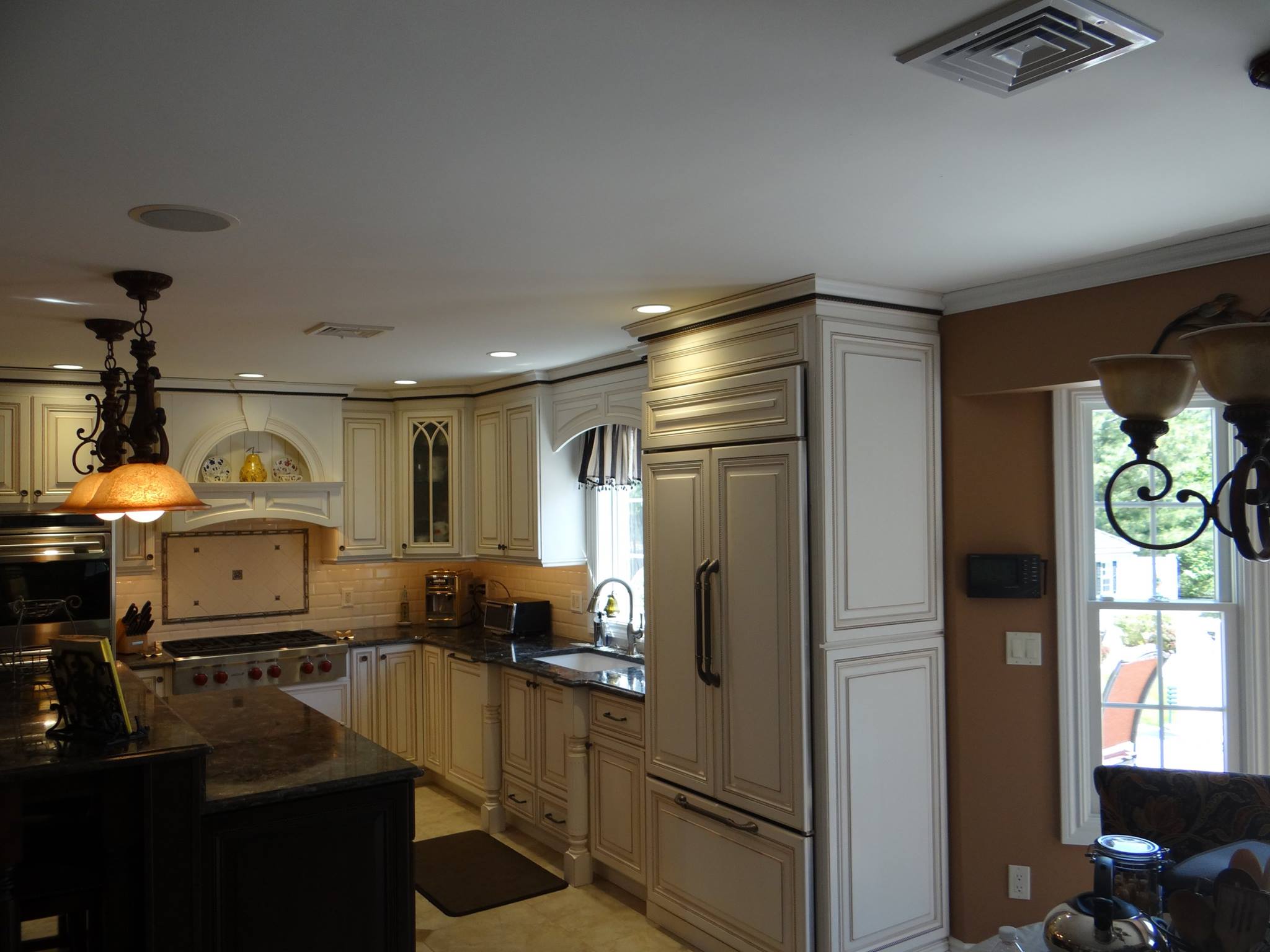 Reasons to Hire Professional Tile Services 