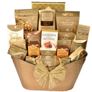 Why should you gift your special ones a hamper?