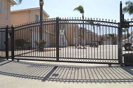 Commercial Gates