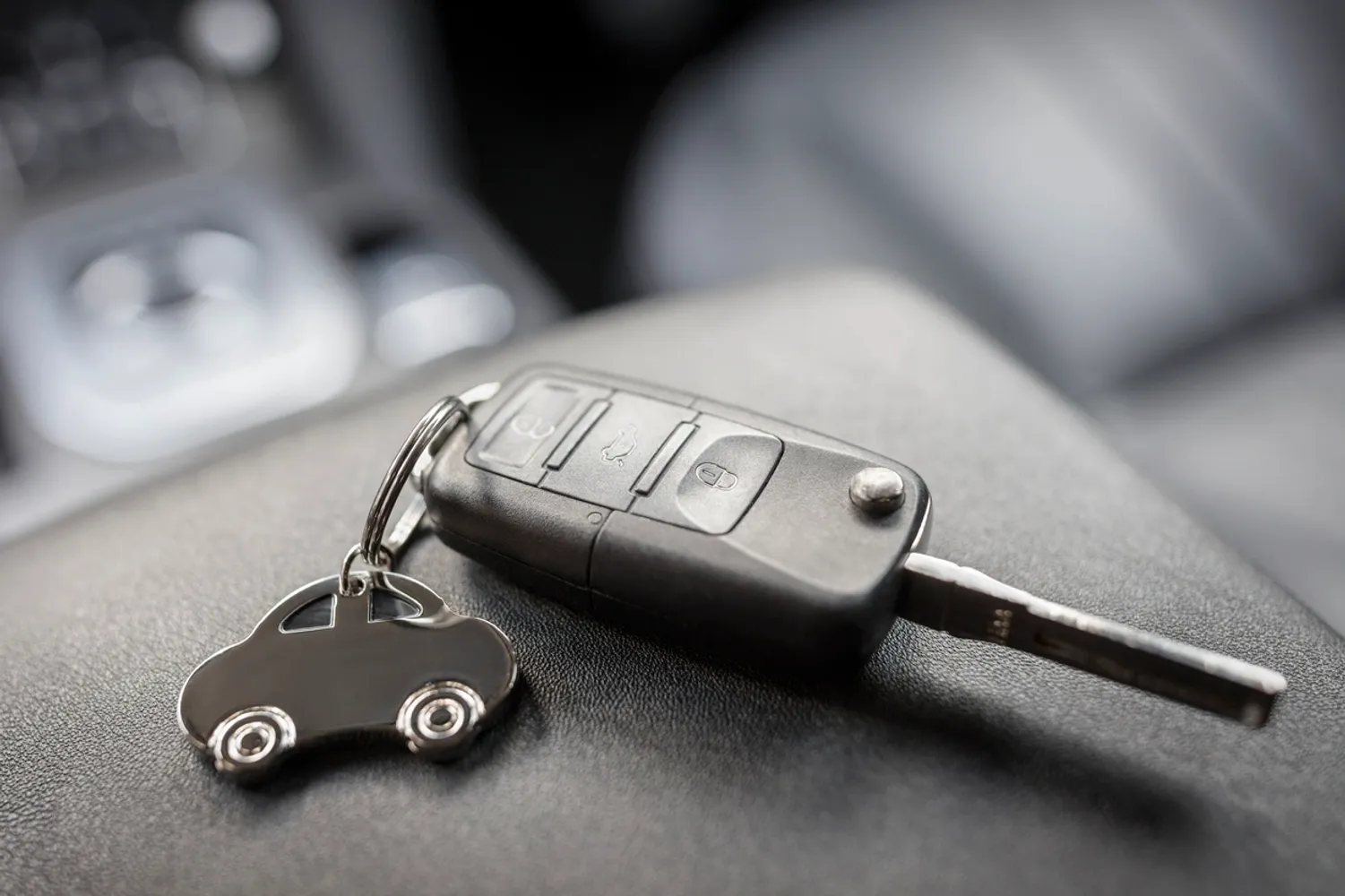 Advance Key Battery Replacement Services at Auto Key Pro