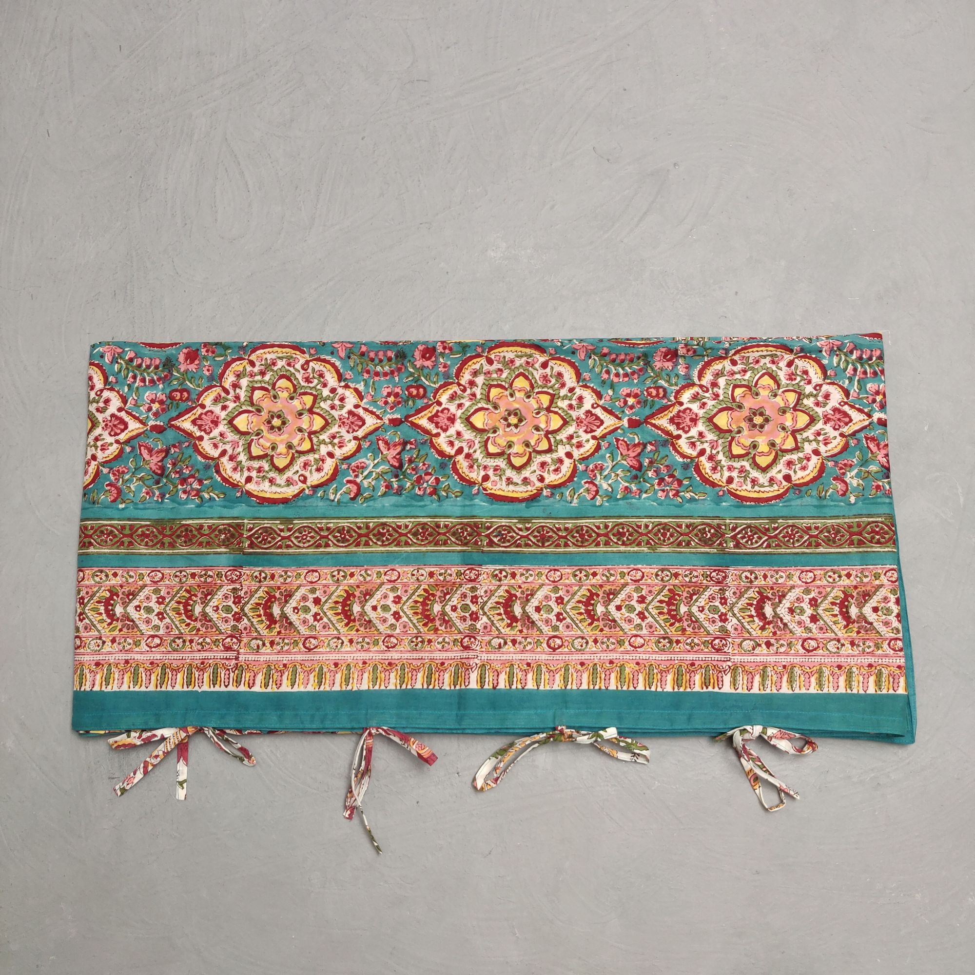 Buy Quilt Cover Online - Jaipur Mela