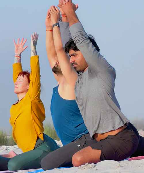 Top Yoga Teacher Training Programs in Rishikesh, India