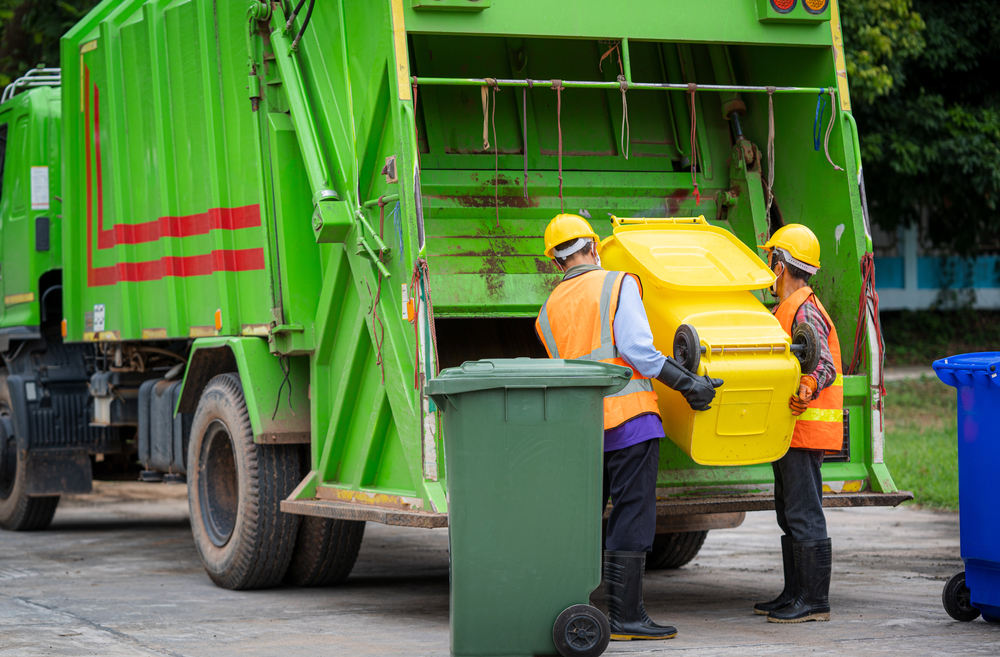 Why Should You Consider A Trash Removal Service In Michigan