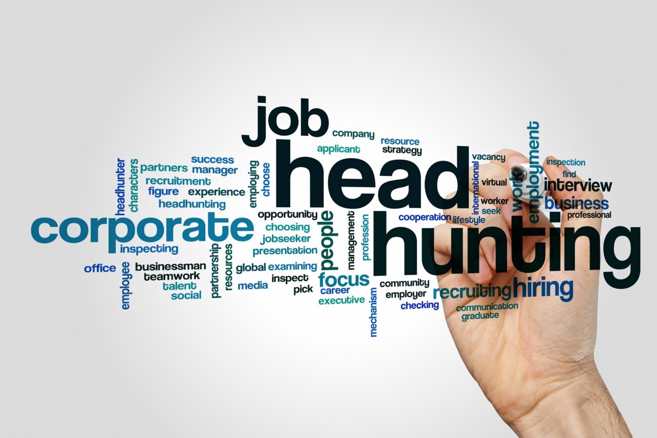 Headhunting, what exactly is it? And how can it assist you in identifying the best candidate?