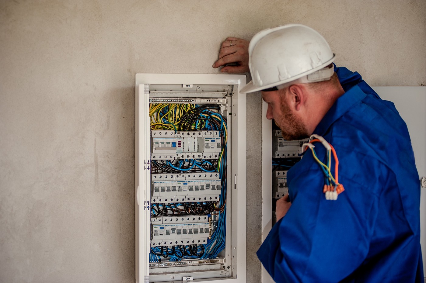 Electrician Woodland Hills
