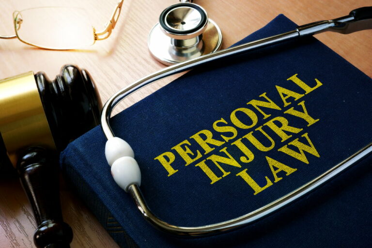 Choosing a personal injury lawyer: things to look for