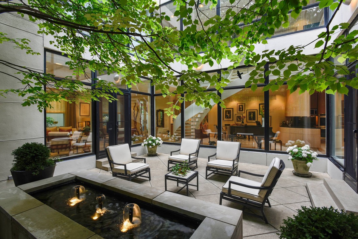 Top 10 Ways to Decorate Backyard and Courtyard
