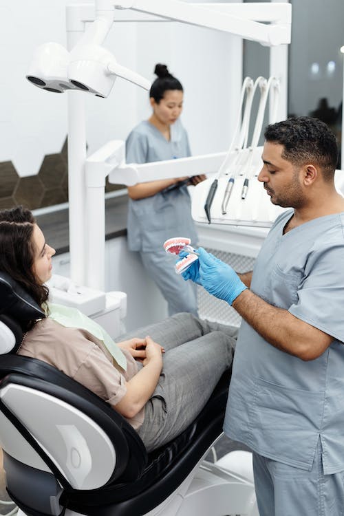 When Should I Book An Emergency Dental Appointment?