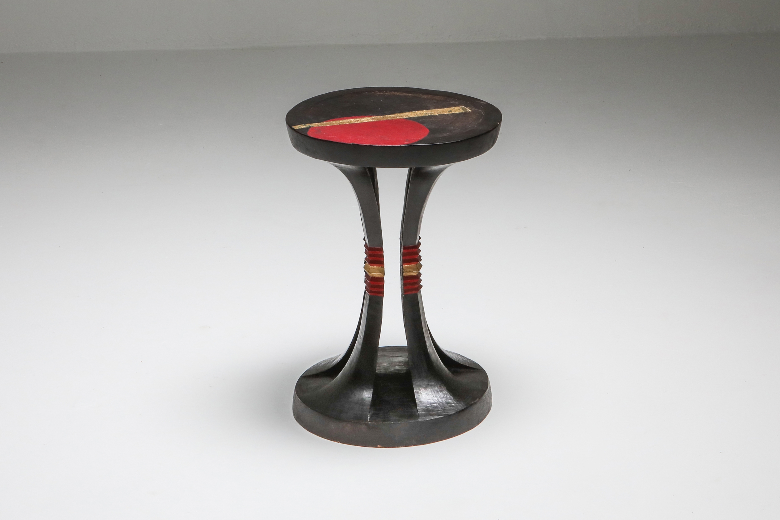 Online Art Deco Stool near me 