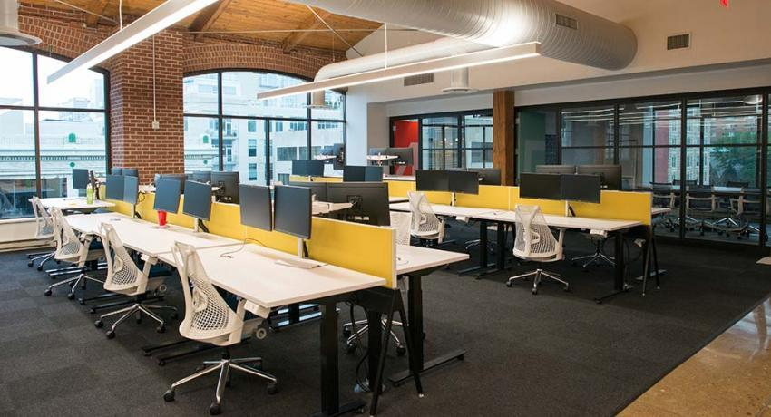 Top Hot Desking Strategies for an Optimized Workspace