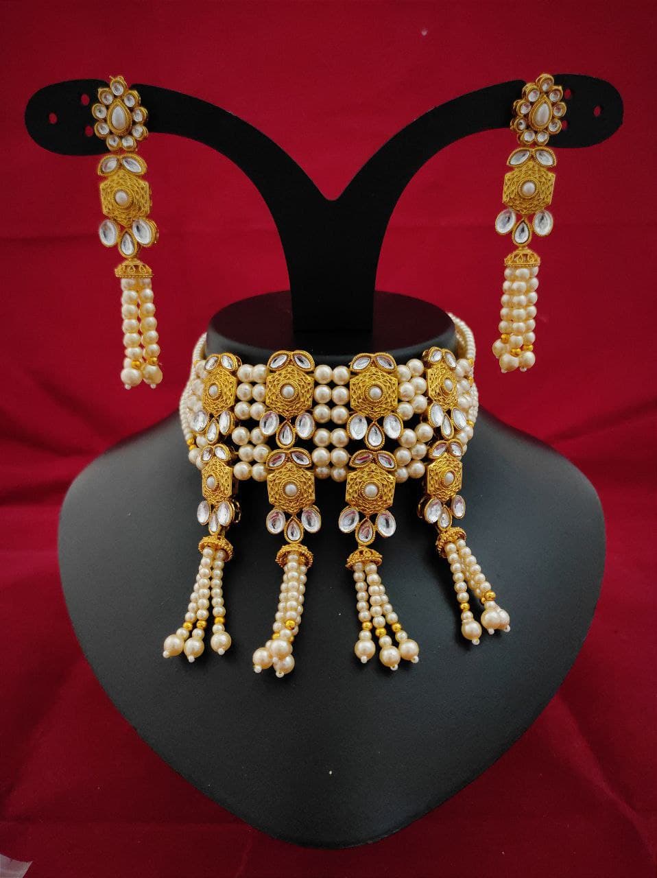 Buy Necklace Sets for Women Online In Mumbai