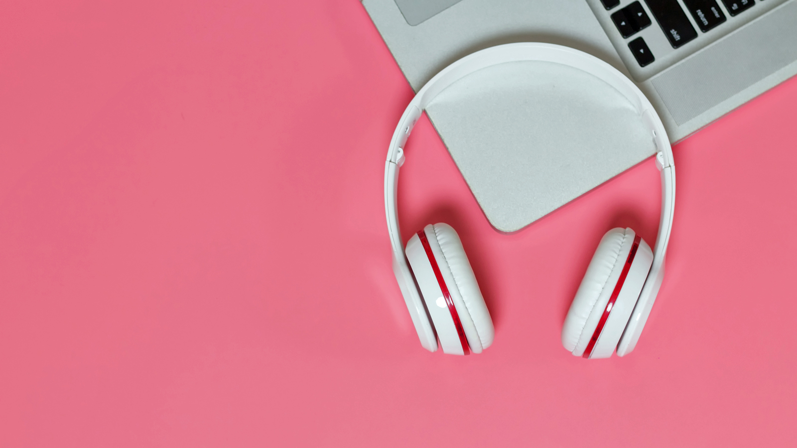 Premium Headphones Market Will Grow At Highest Pace Owing To Rising Disposable Incomes