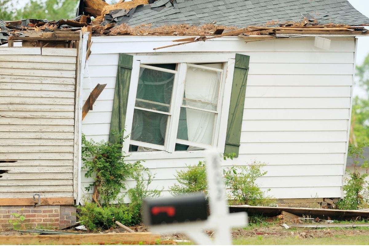 Call A Storm Damage Roofing Company Today