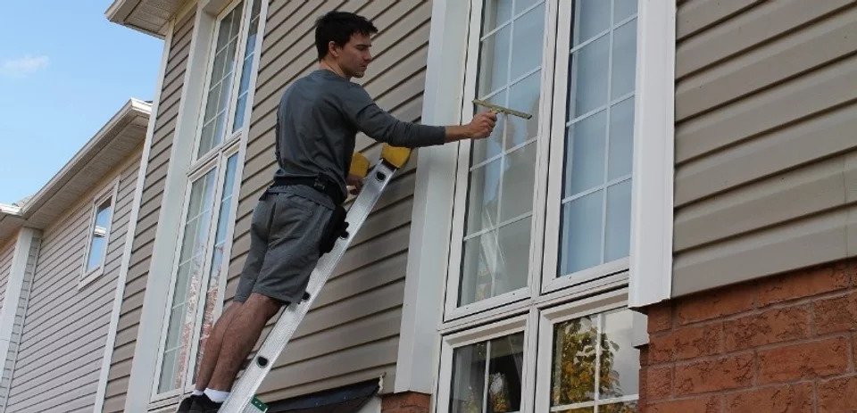 Best Residential Window Cleaning Services | O&A Home Maintenance