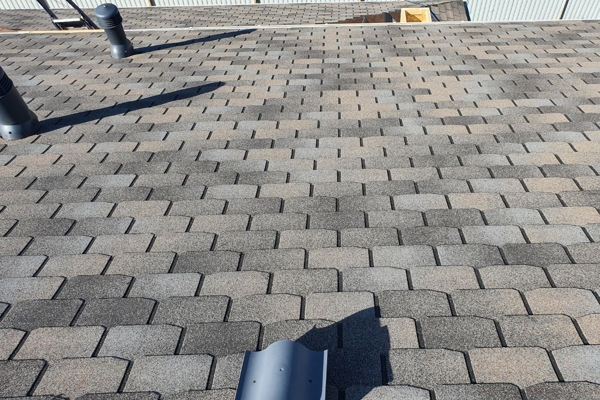 Looking for East Peoria Shingle Roofing?
