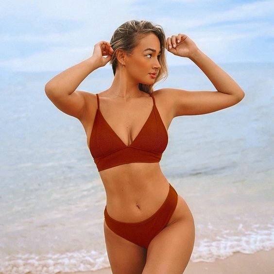 AnastasiaDate Scam provides better information about Dating Scams